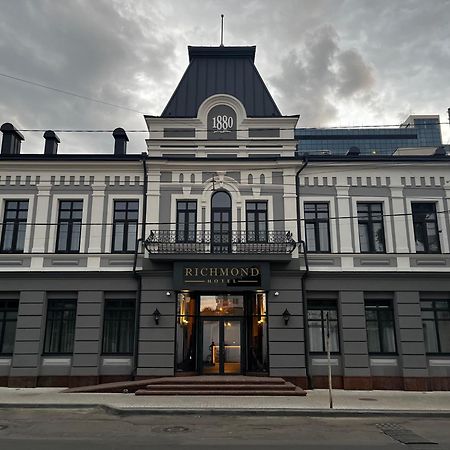 Richmond Hotel Chisinau Bagian luar foto