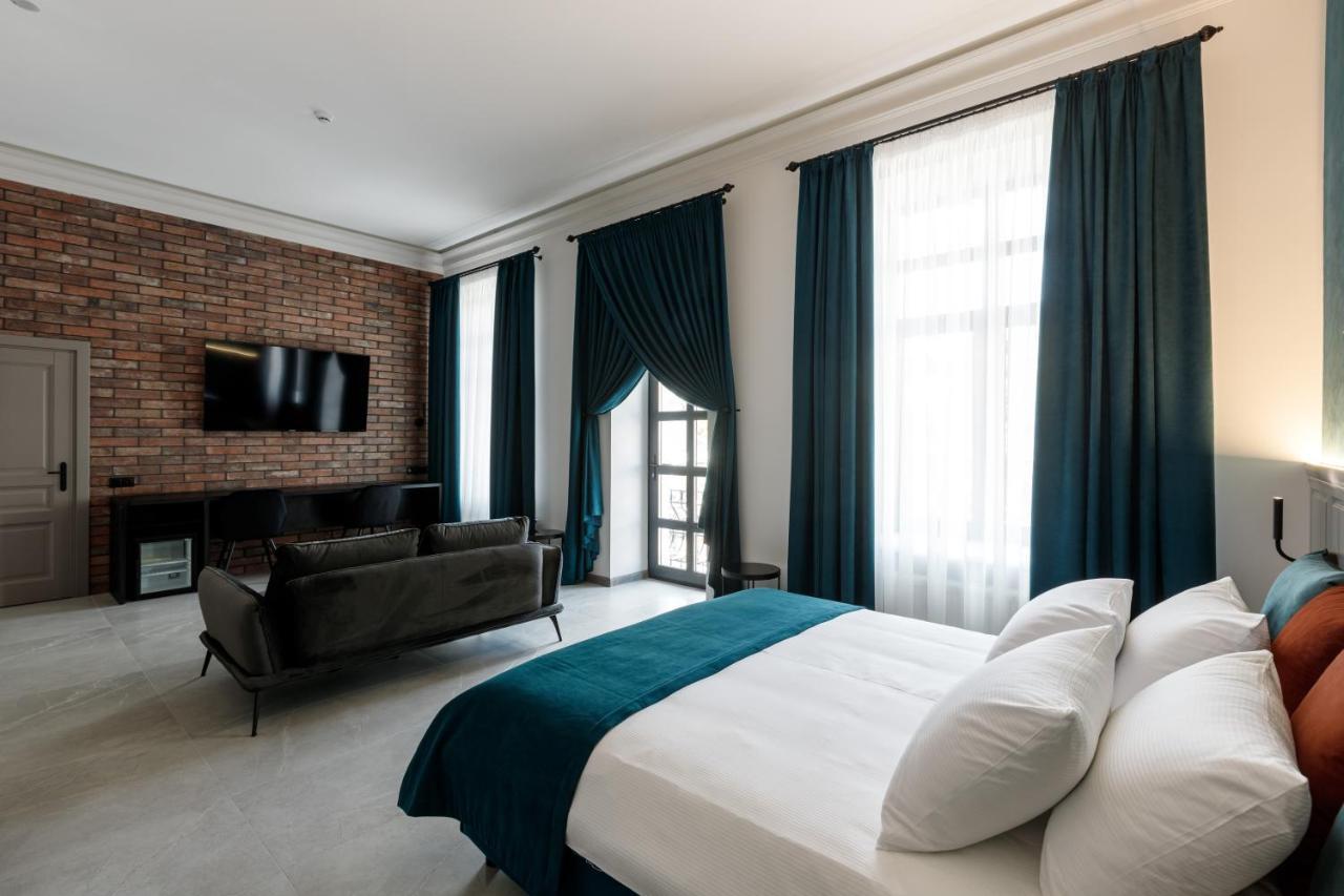 Richmond Hotel Chisinau Bagian luar foto