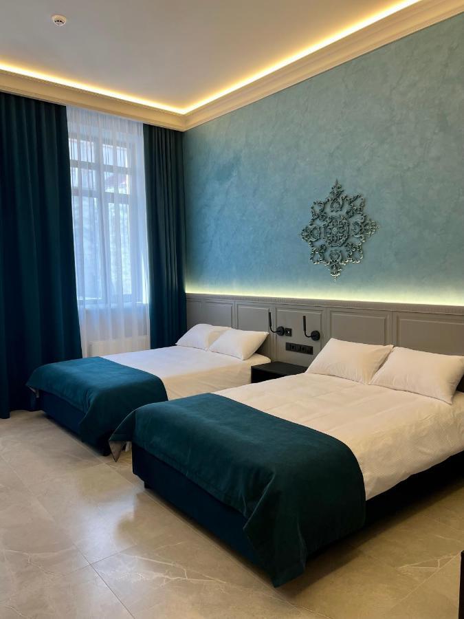 Richmond Hotel Chisinau Bagian luar foto