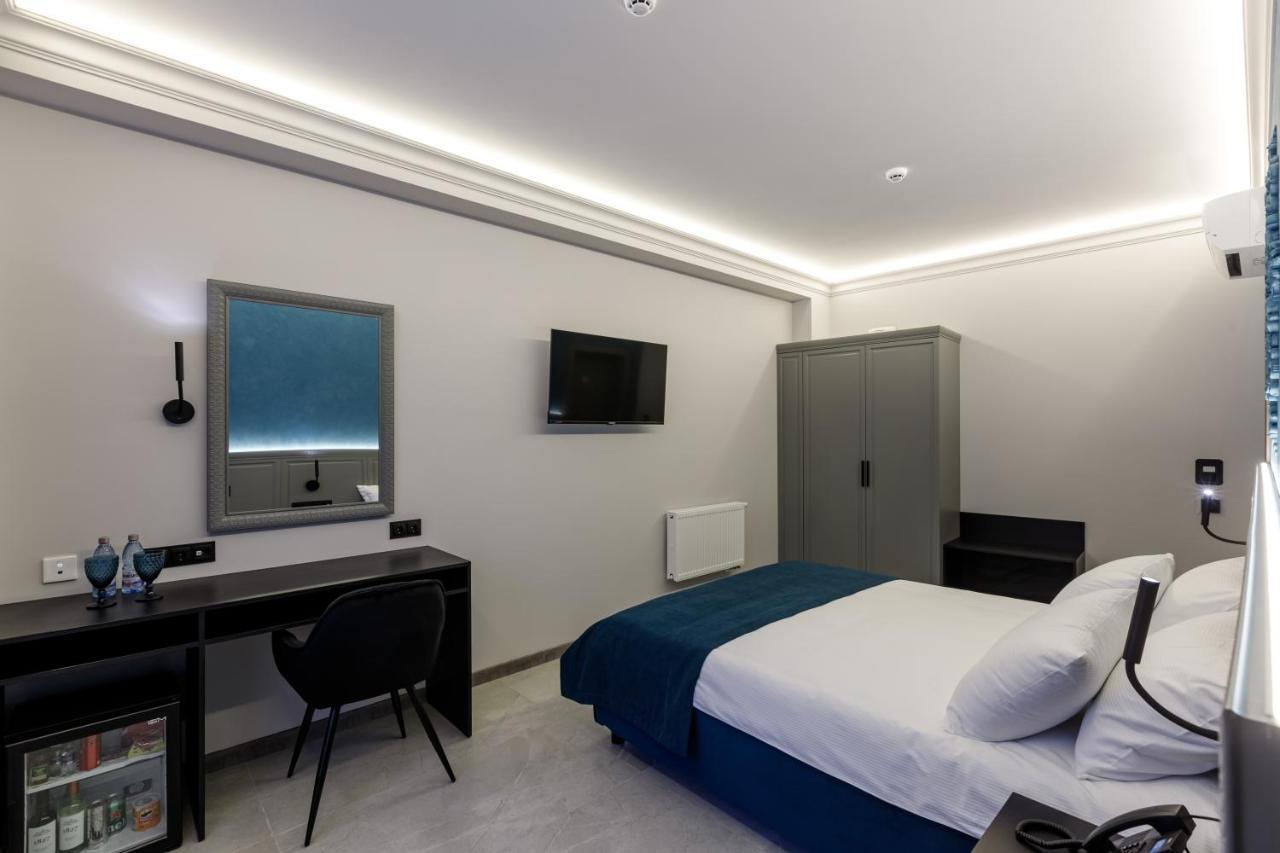 Richmond Hotel Chisinau Bagian luar foto