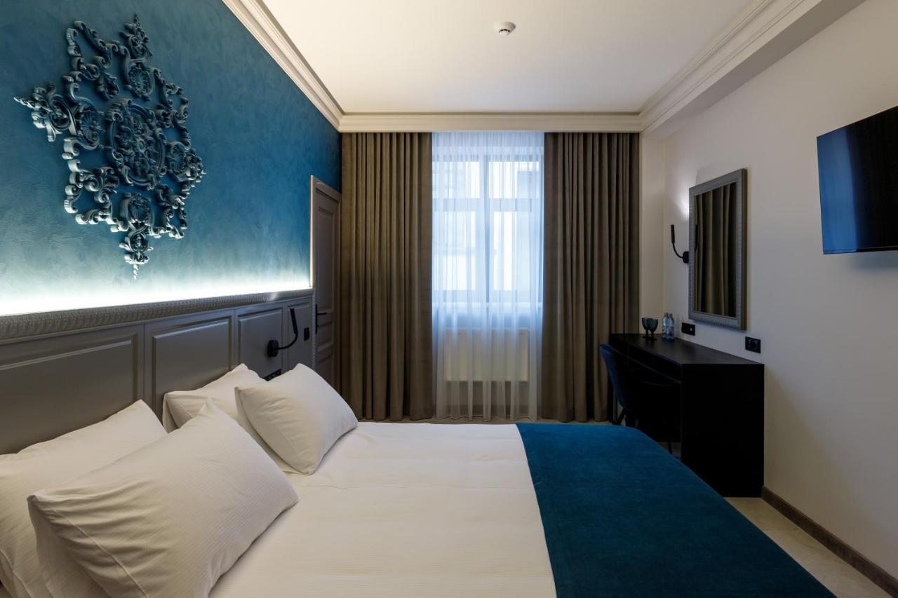 Richmond Hotel Chisinau Bagian luar foto