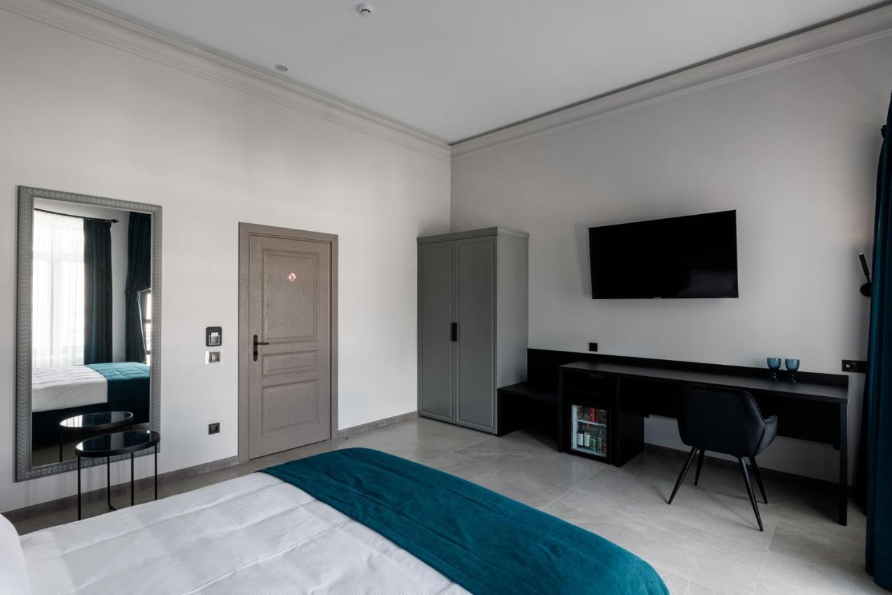 Richmond Hotel Chisinau Bagian luar foto