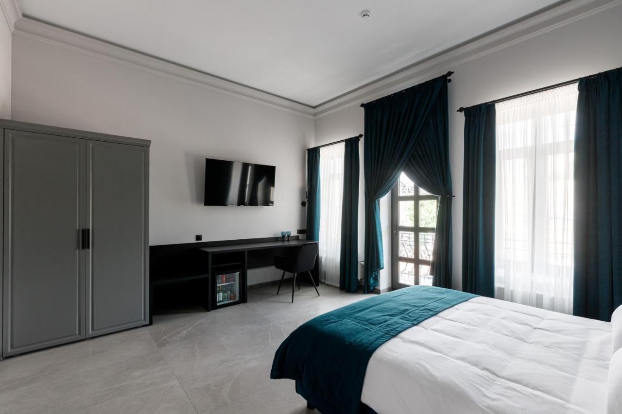 Richmond Hotel Chisinau Bagian luar foto