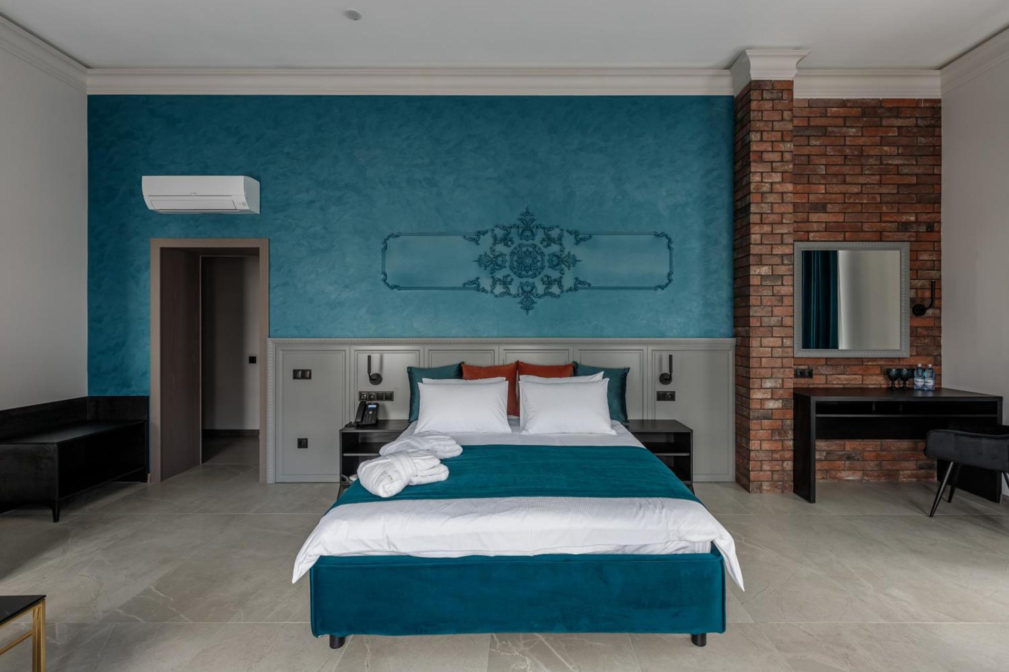 Richmond Hotel Chisinau Bagian luar foto